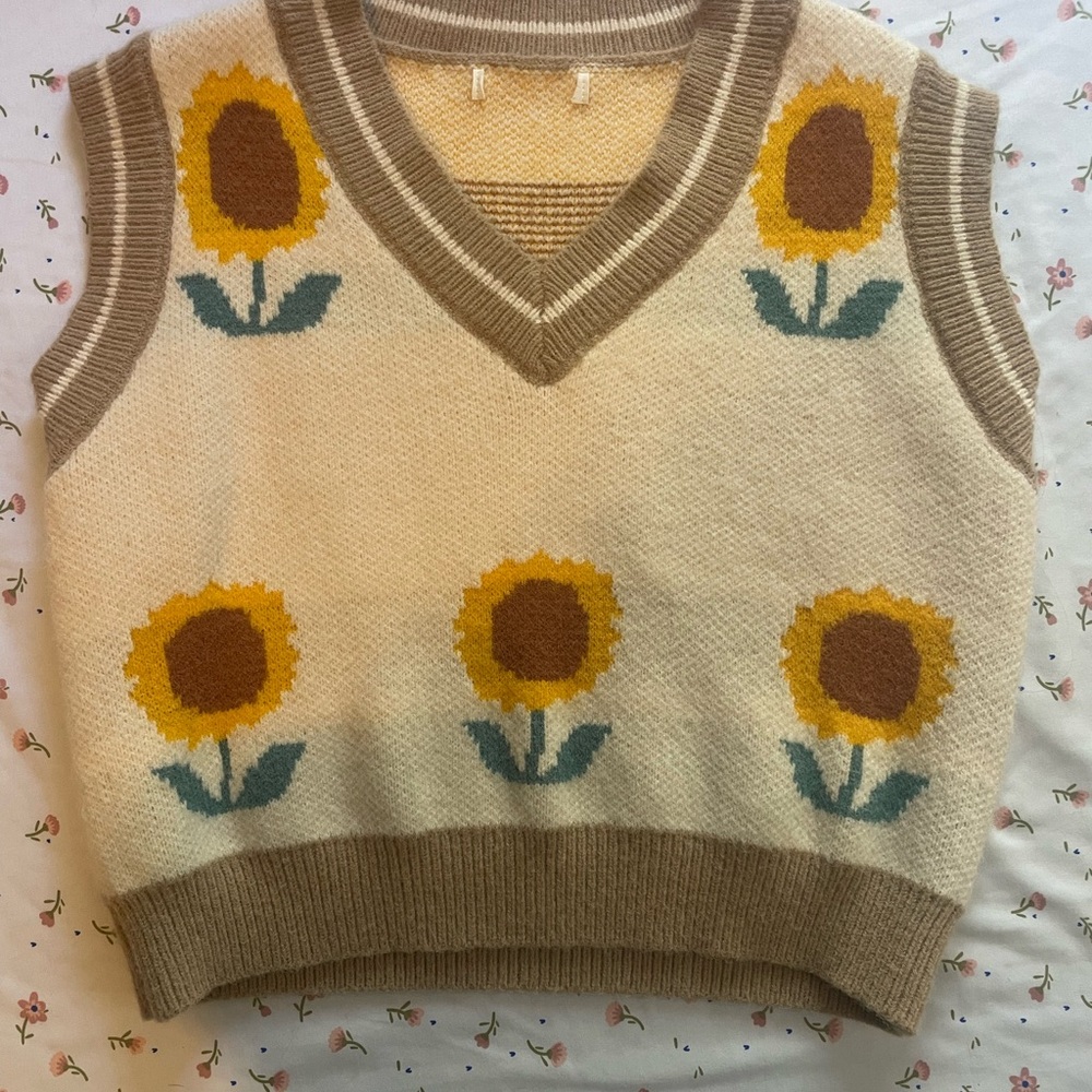 Sunflower Patterned Sweater Vest